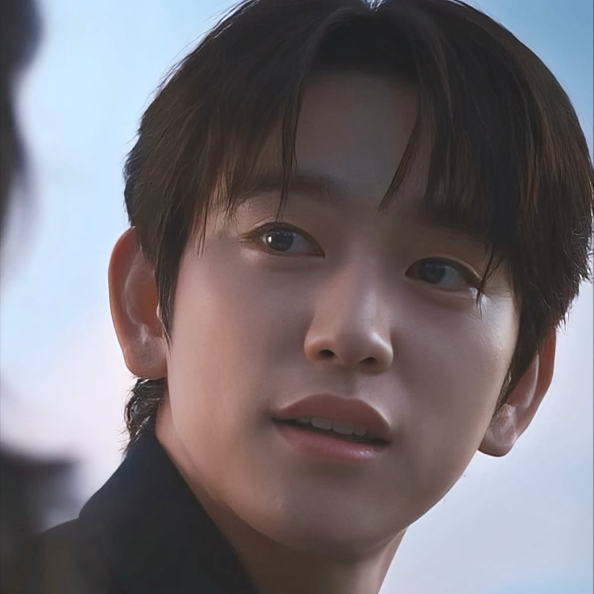 Latest photo of Jinyoung (GOT7)