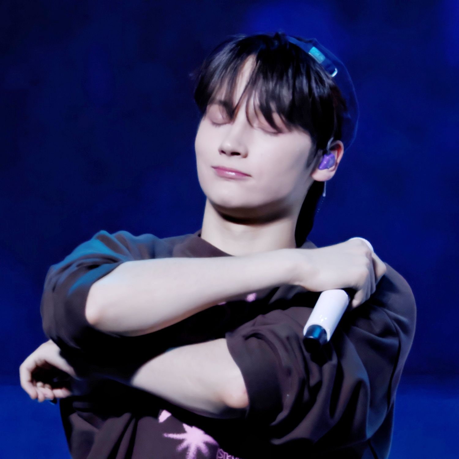 휴닝카이 (투모로우바이투게더)의 비하인드 컷
