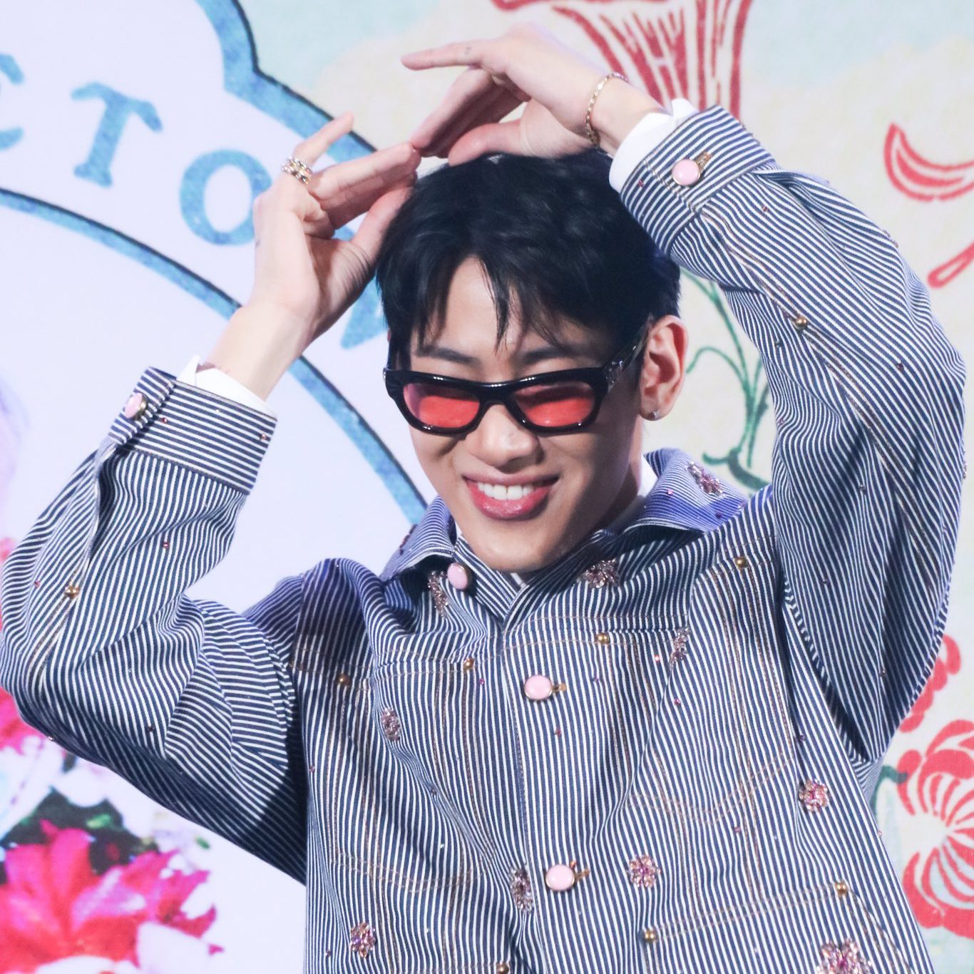 Latest photo of Bambam (GOT7)