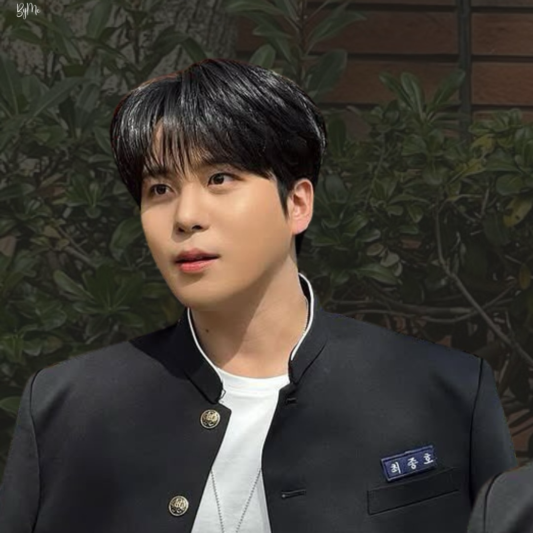 Recent activity shot of Jongho (ATEEZ)