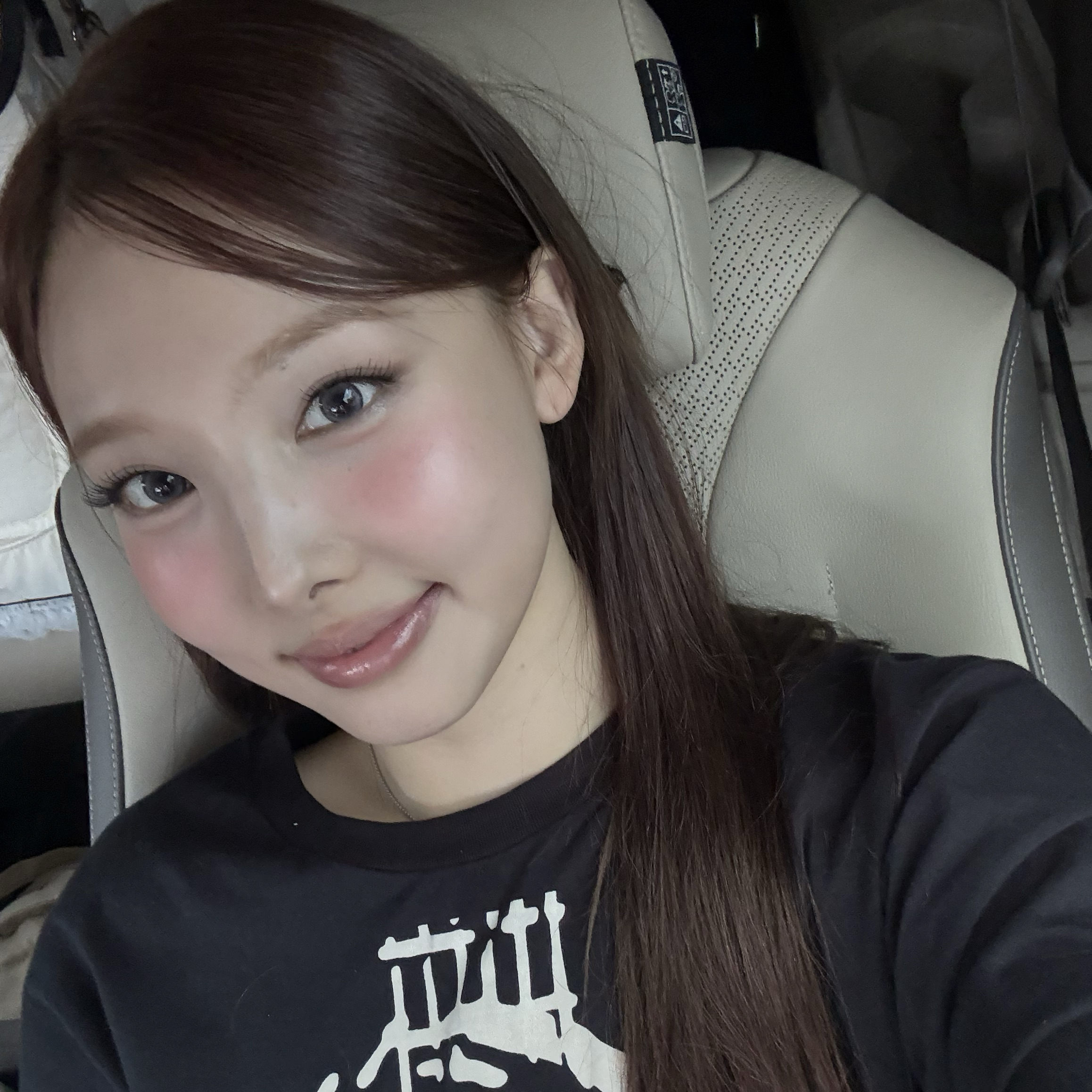 Behind-the-scenes cut of Nayeon (TWICE)