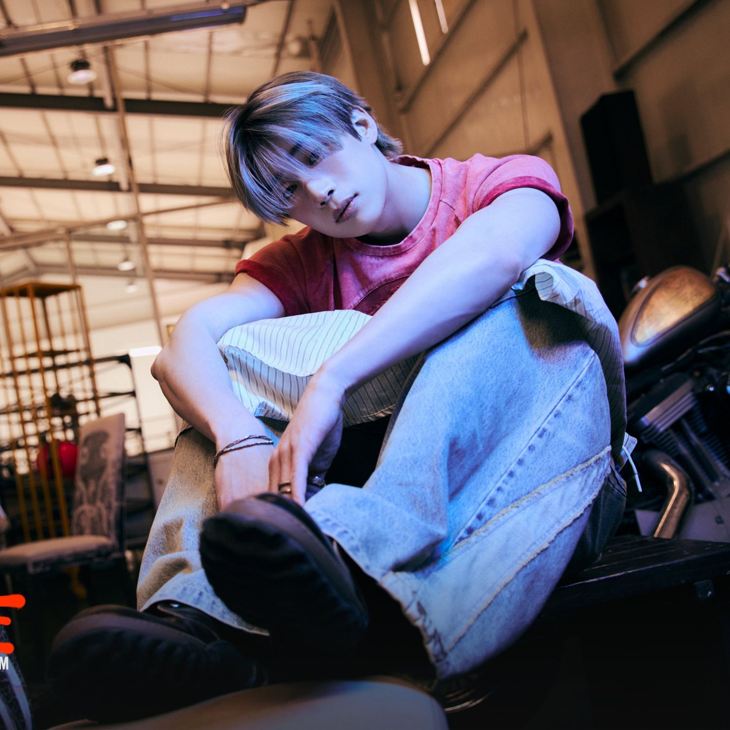 Behind-the-scenes cut of Han Seungwoo