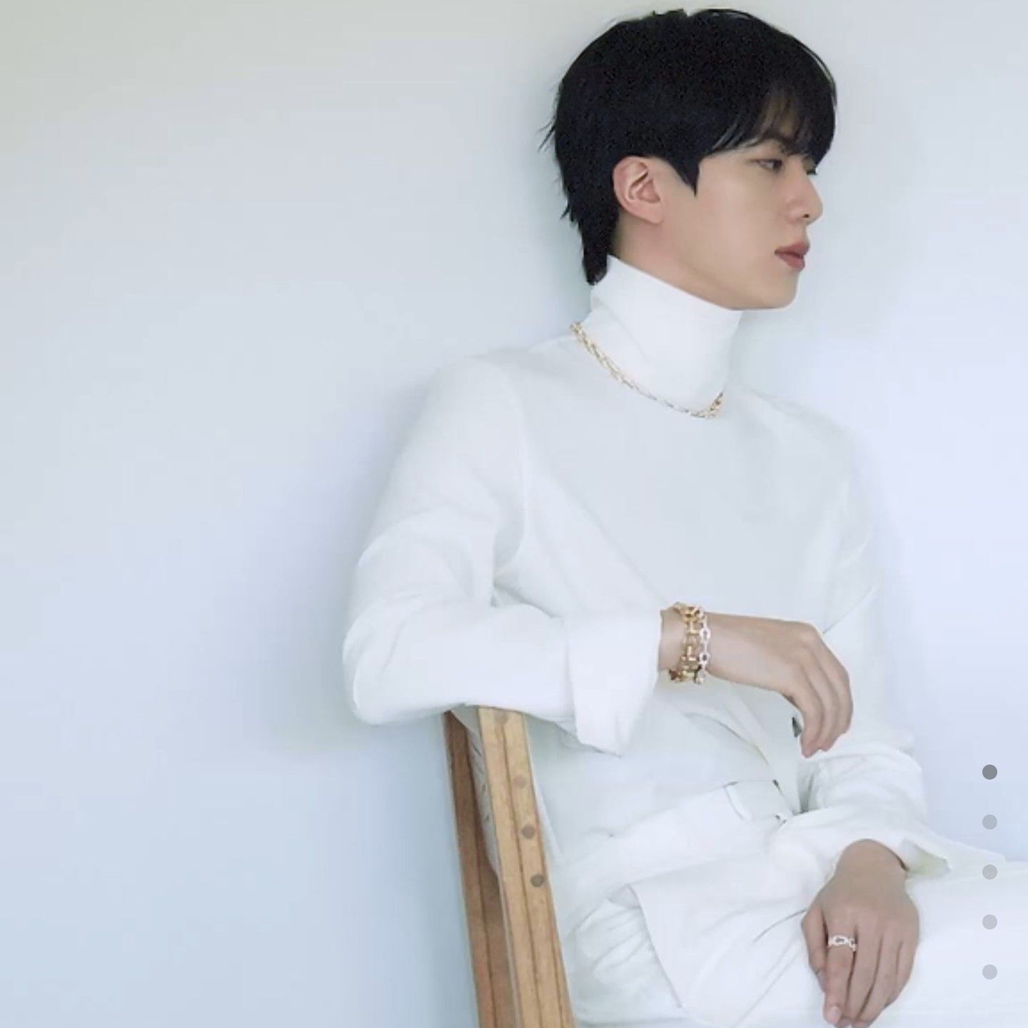 ジン (BTS)の最新写真