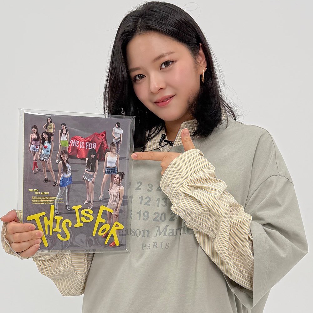 Recent activity shot of Jeongyeon (TWICE)