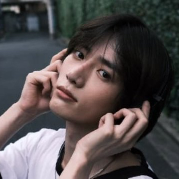 A moment captured by Beomgyu (TOMORROW X TOGETHER)'s fan