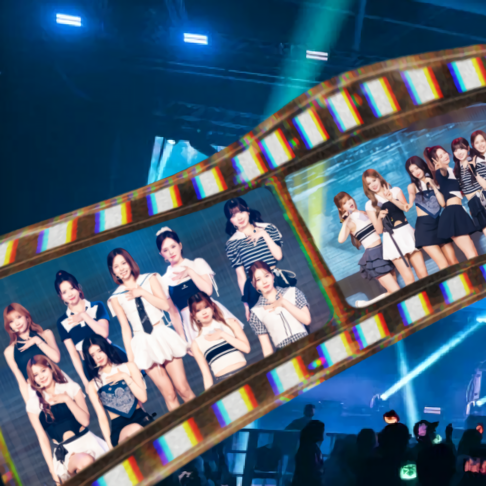 A moment captured by NiziU's fan