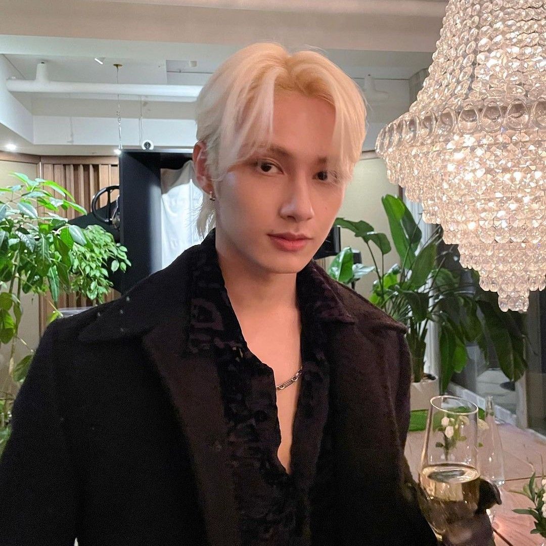 A moment captured by Jun (SEVENTEEN)'s fan