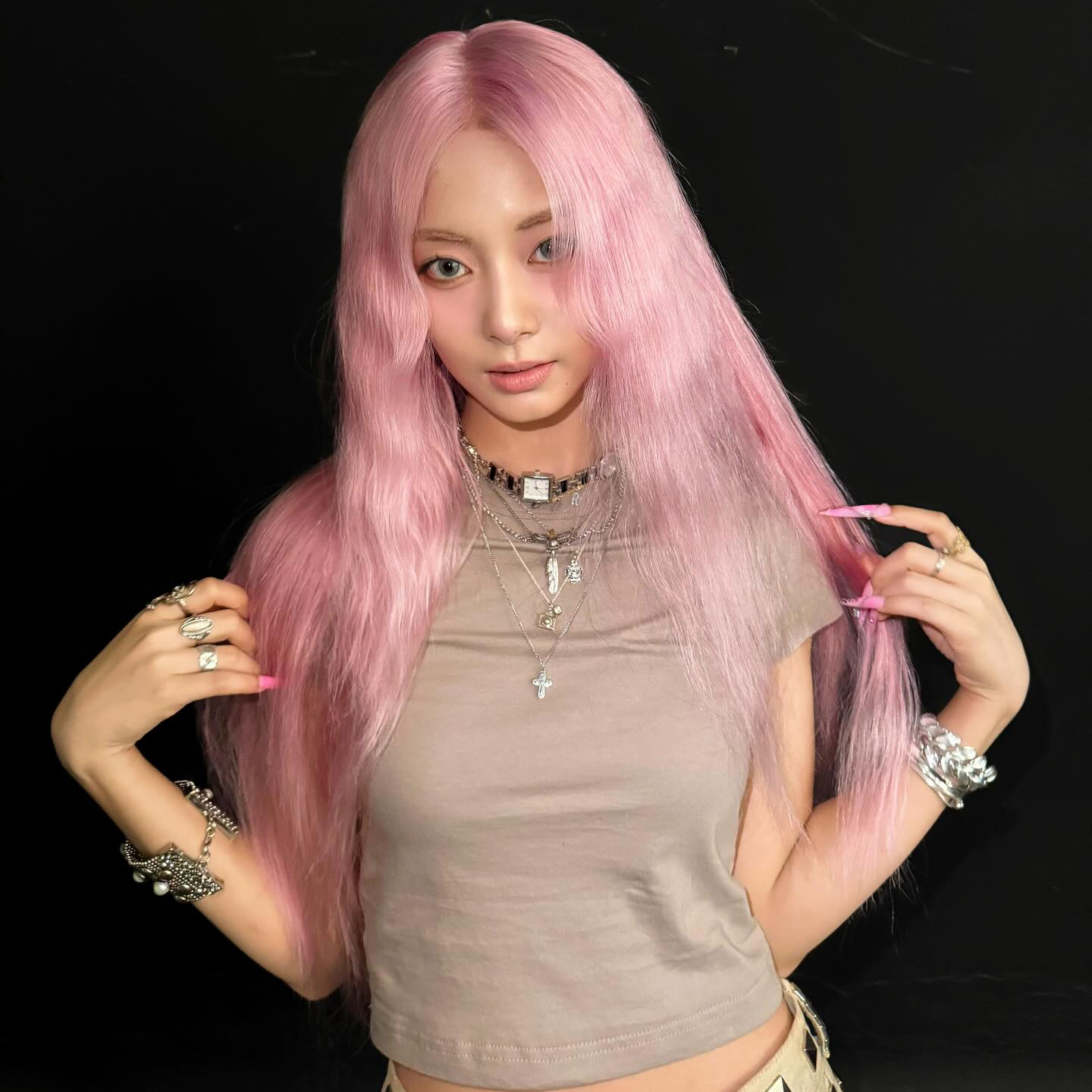 TWICEの最近の活動写真