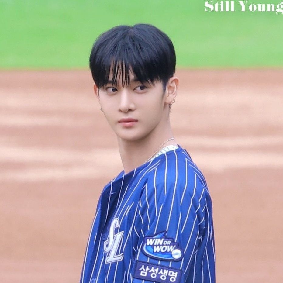 Latest photo of Bae Jinyoung