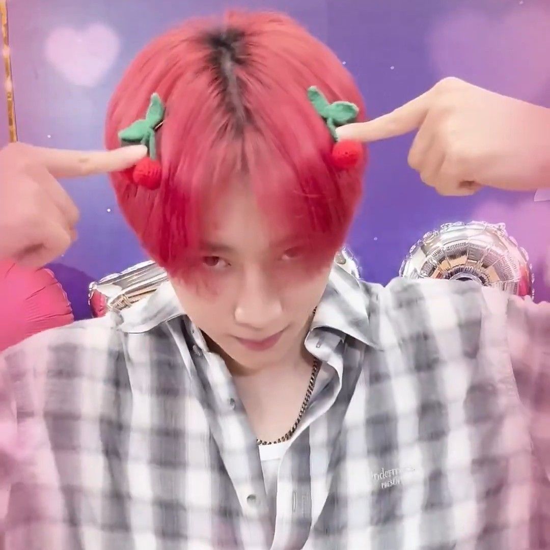 A moment captured by Sunwoo (THE BOYZ)'s fan