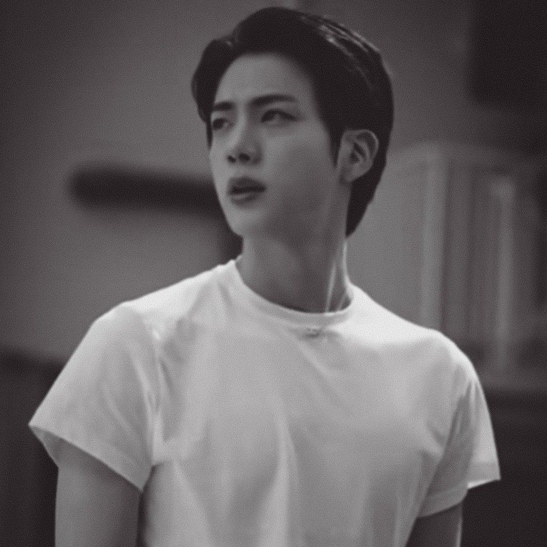 A moment captured by Jin (BTS)'s fan