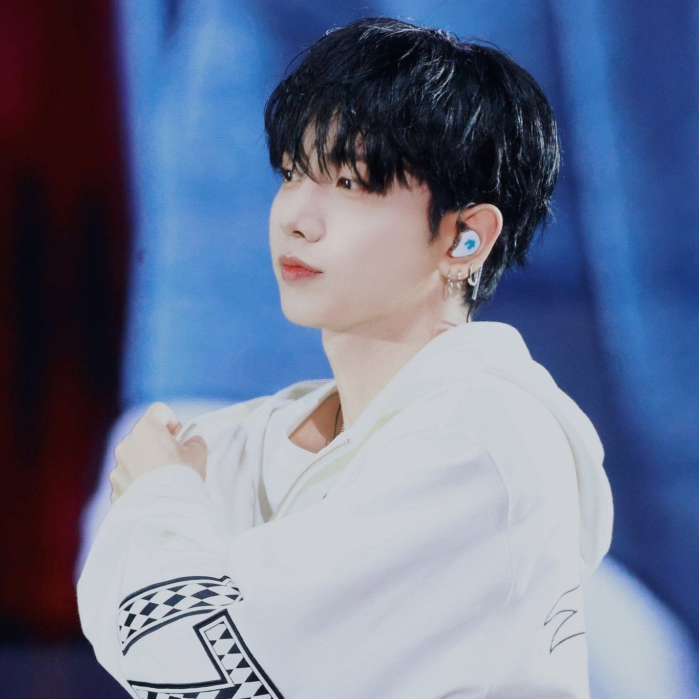 명재현 (BOYNEXTDOOR)의 비하인드 컷