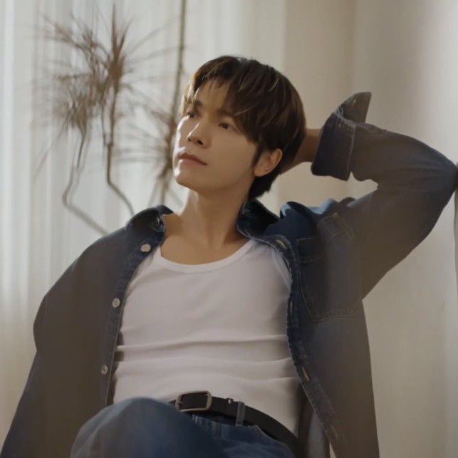 东海 (Super Junior)粉丝拍下的瞬间