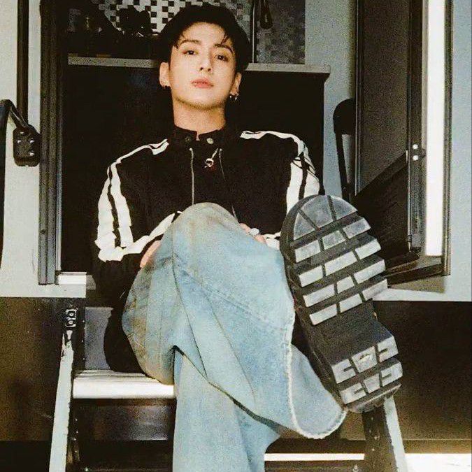 A moment captured by Jungkook (BTS)'s fan