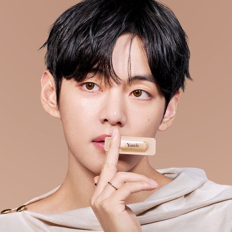 V (防弹少年团)的最新照片