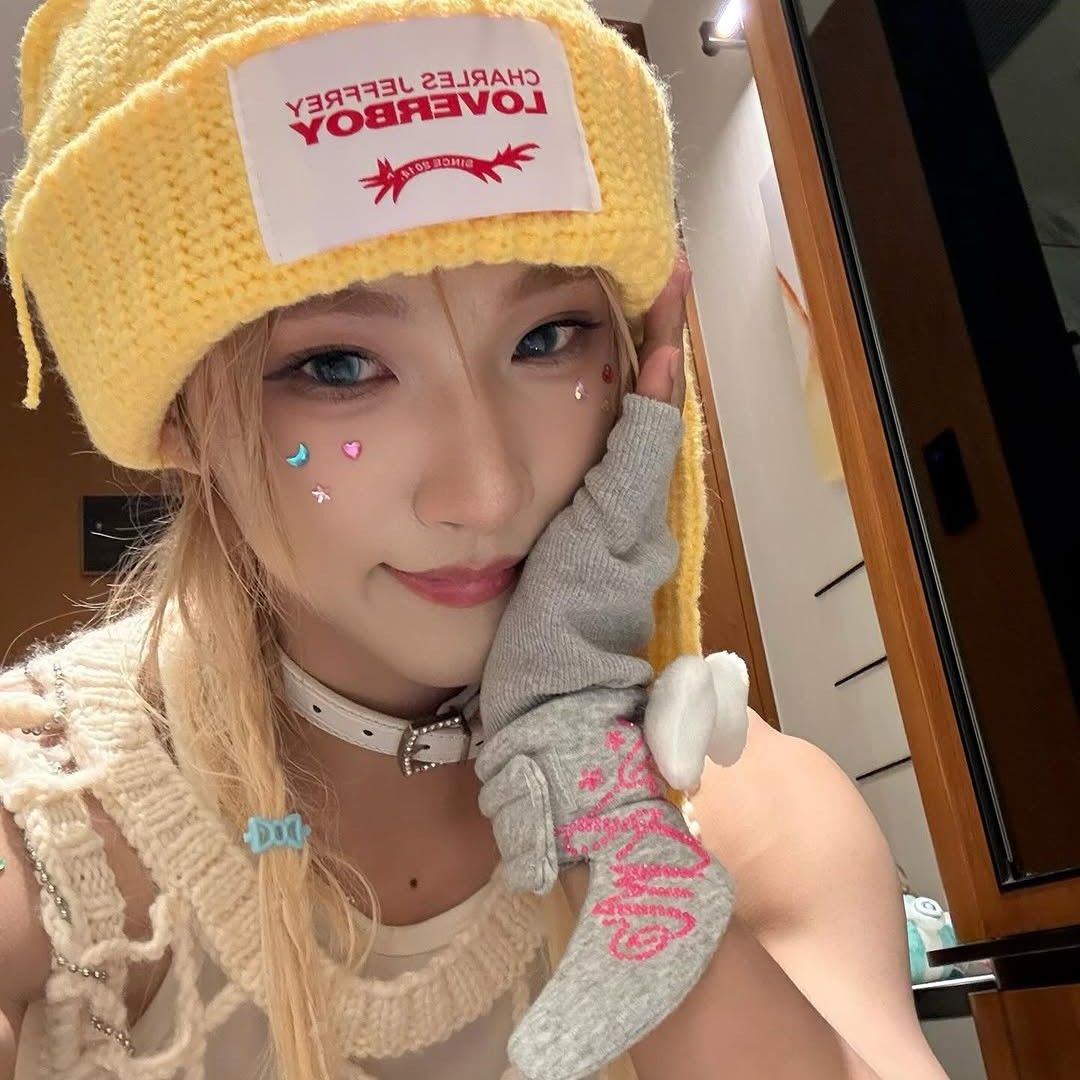 A moment captured by Hu Yetao (NexT1DE)'s fan