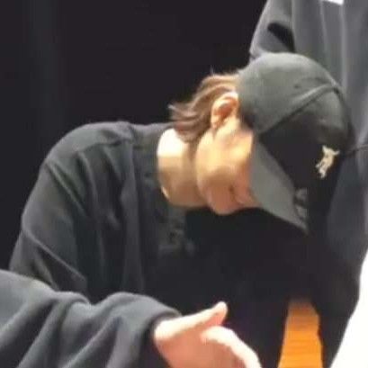 SUGA (防彈少年團)的最新照片