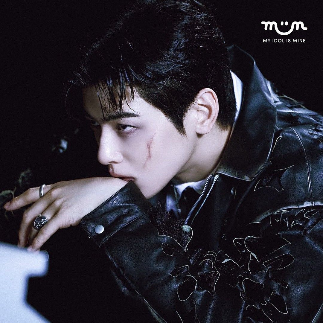 Latest photo of Eunwoo (ASTRO)