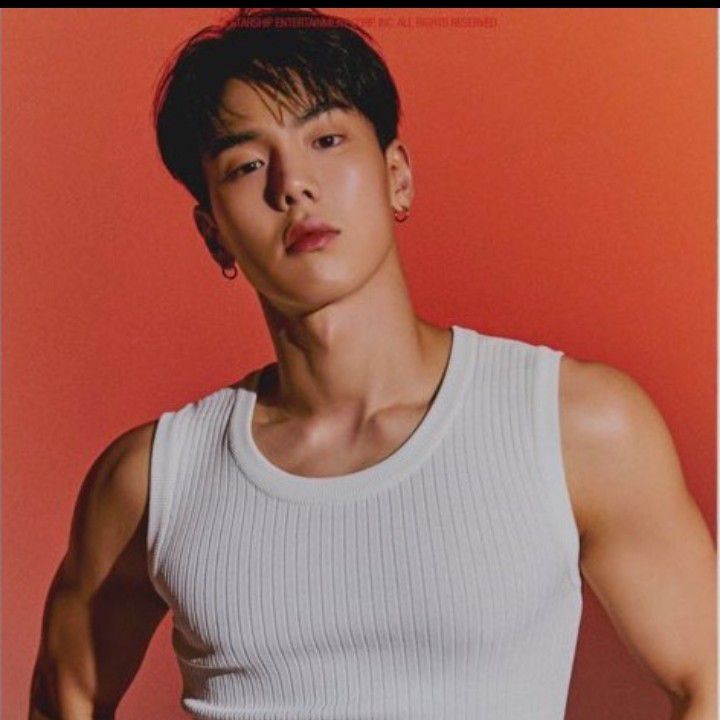 Latest photo of Shownu (MONSTA X)