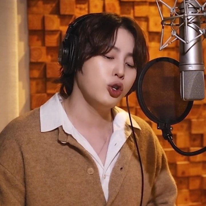 Recent activity shot of Ha Sungwoon