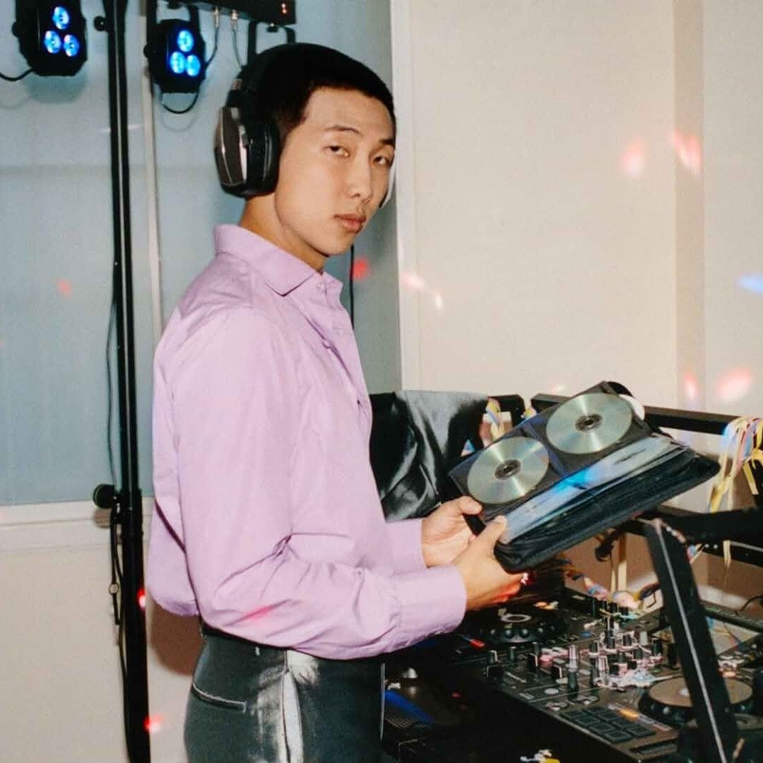 Behind-the-scenes cut of RM (BTS)