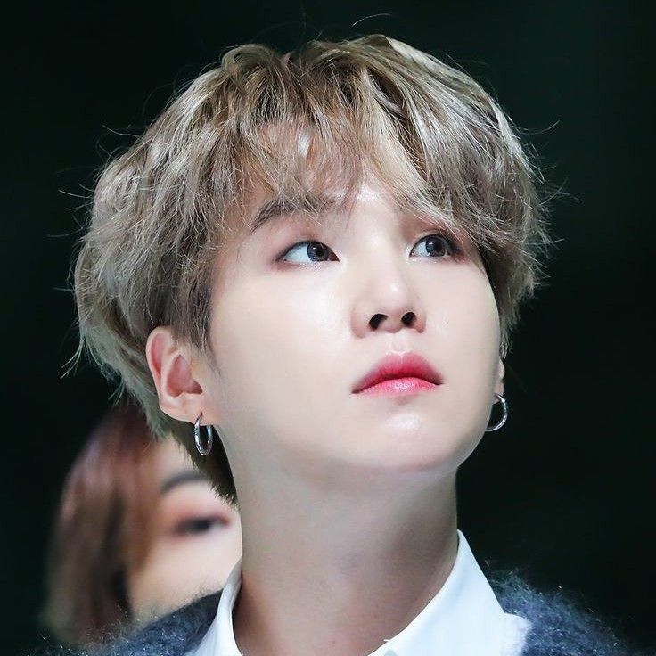 슈가 (방탄소년단) 최근 활동샷