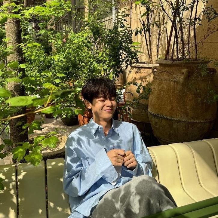 Latest photo of Shin Yechan (LUCY)