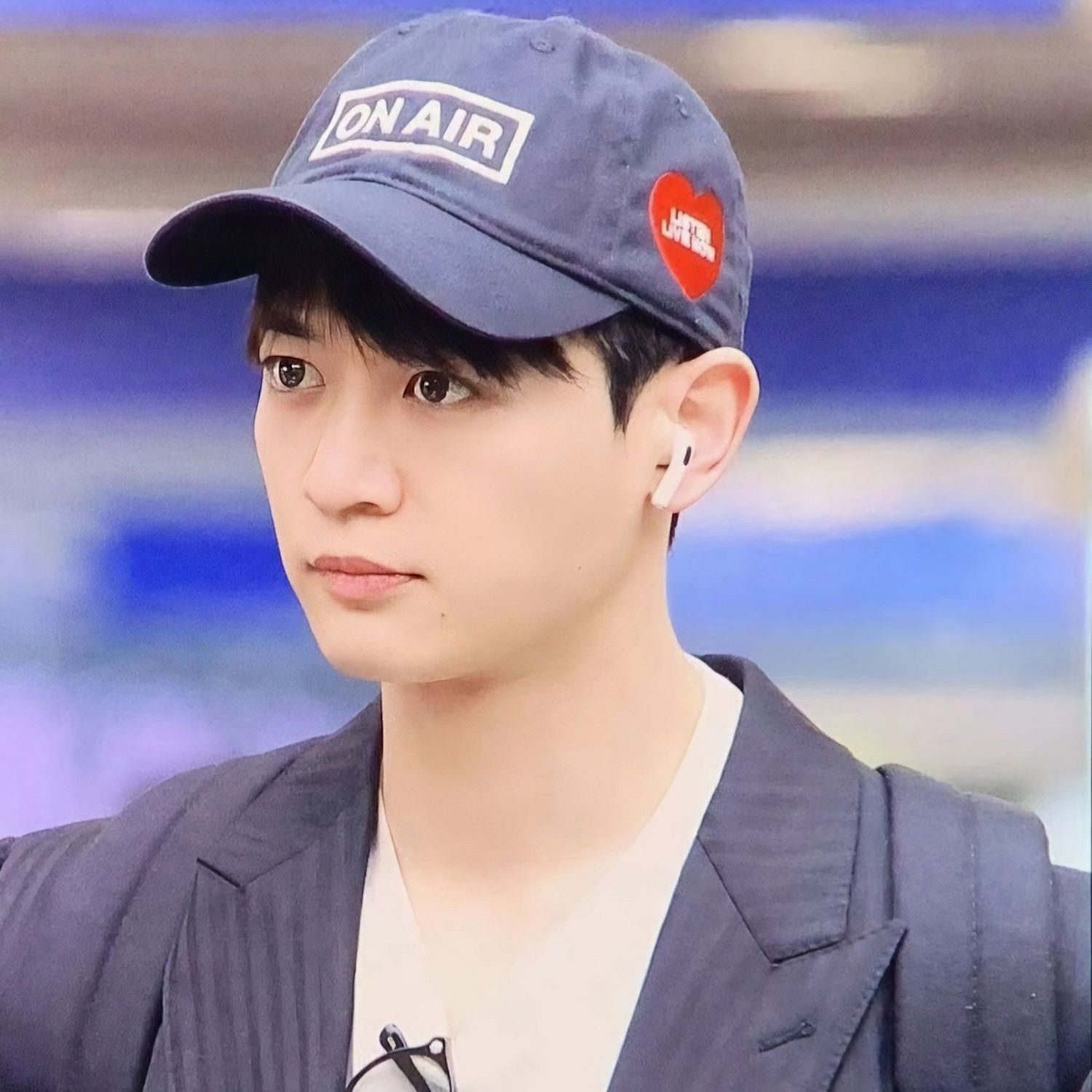 Behind-the-scenes cut of Minho (SHINee)