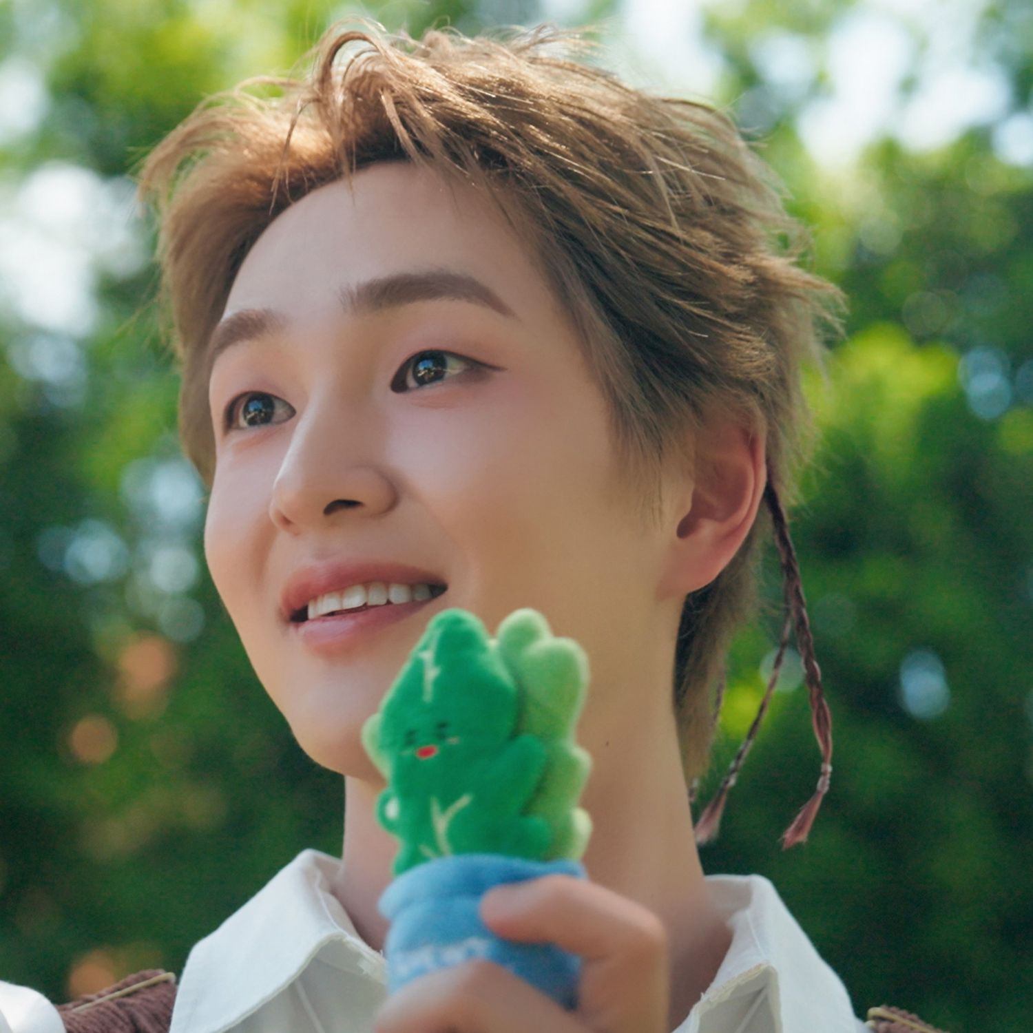 Recent activity shot of Onew (SHINee)