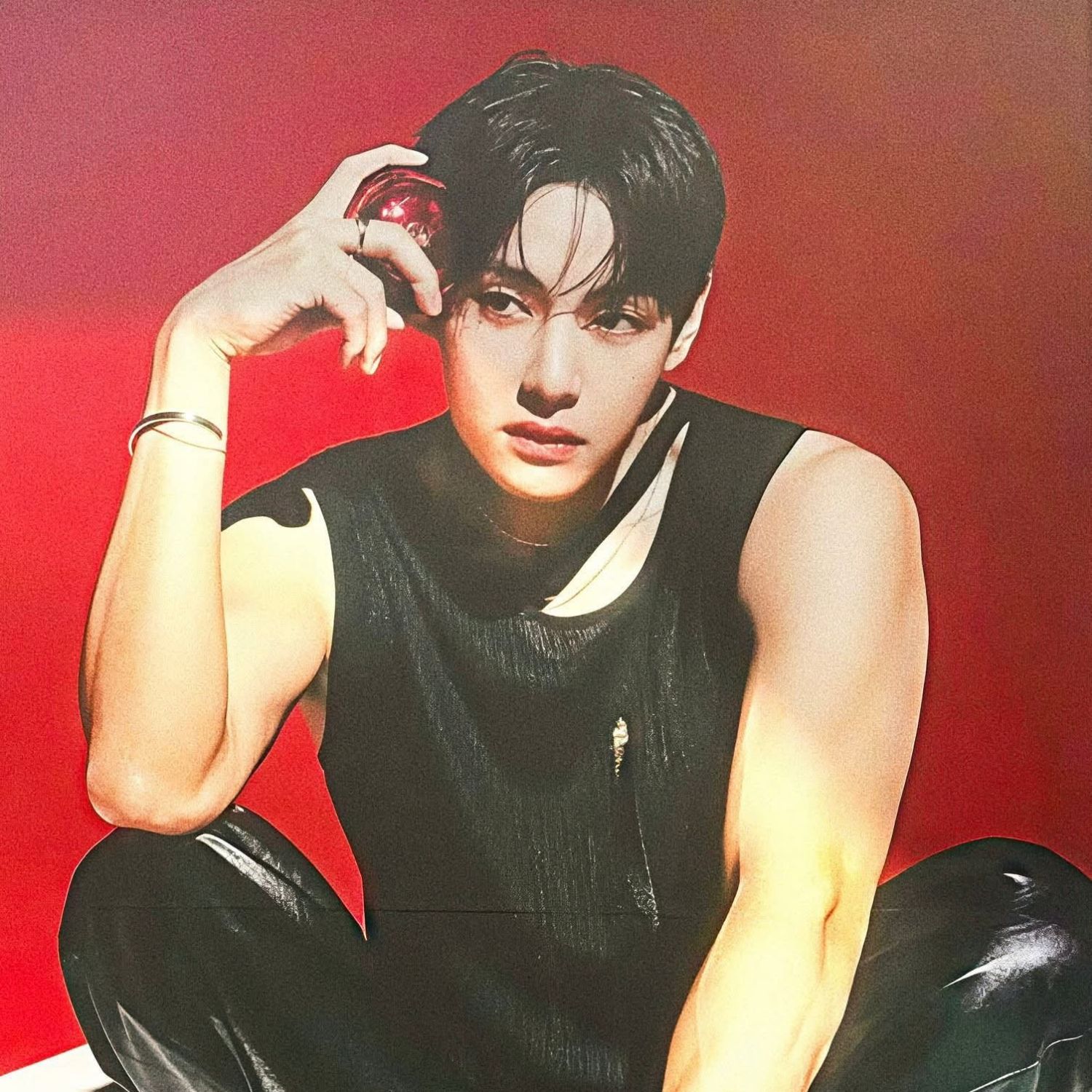 뷔 (방탄소년단)의 비하인드 컷