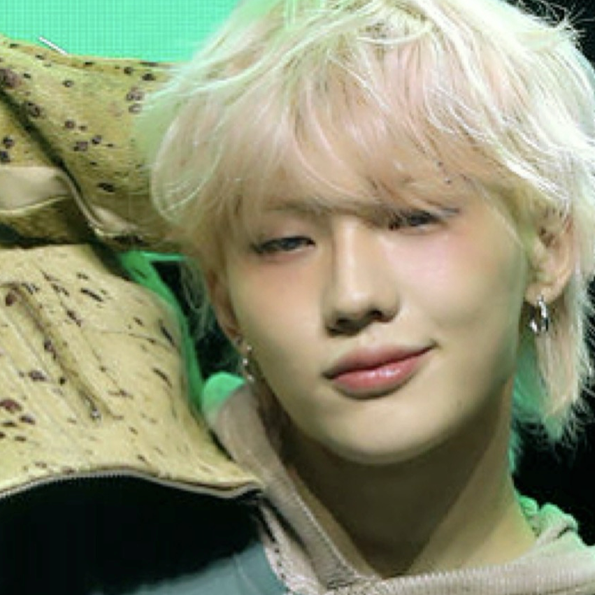 천준혁 (TNX)의 최신 사진