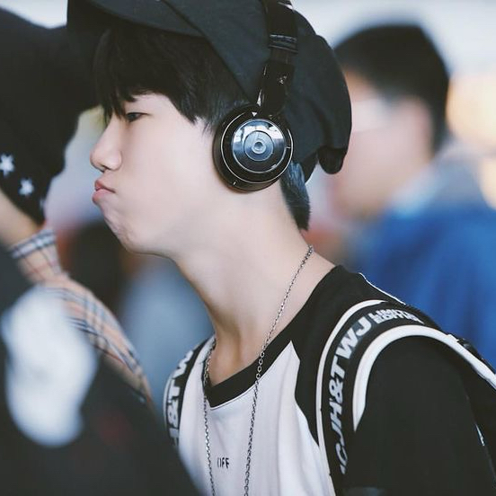 Behind-the-scenes cut of Zihao (BOY STORY)