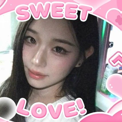 Latest photo of Kim ChaeYeon (tripleS)