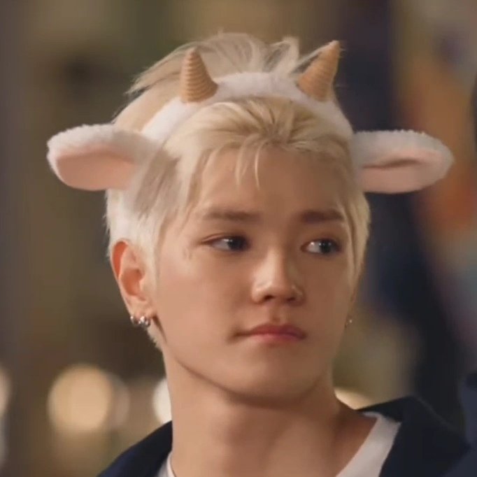 Behind-the-scenes cut of Taeyong (NCT 127)