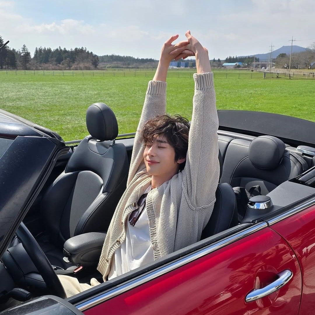 Behind-the-scenes cut of Han Seungwoo