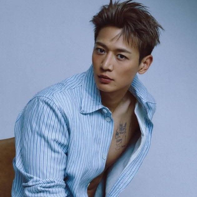Behind-the-scenes cut of Minho (SHINee)
