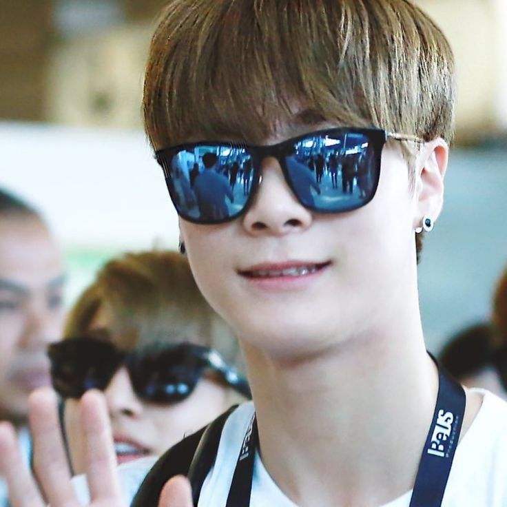 A moment captured by Moonbin (ASTRO)'s fan