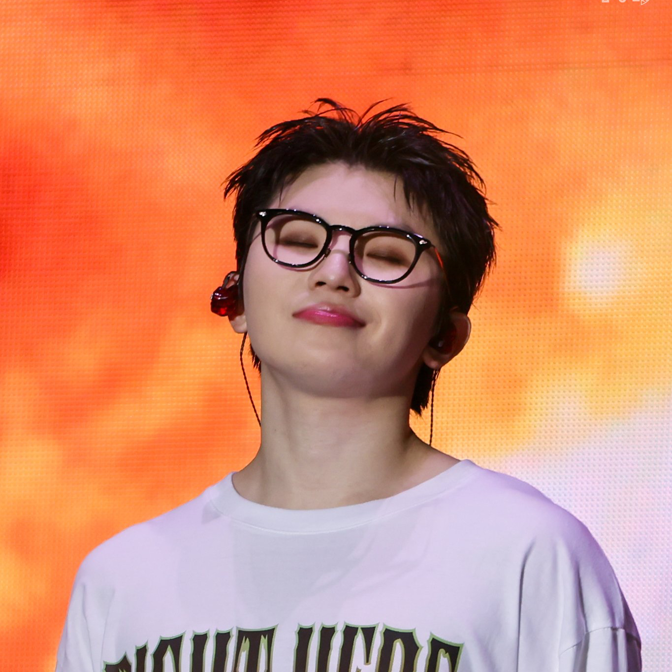 A moment captured by Woozi (SEVENTEEN)'s fan