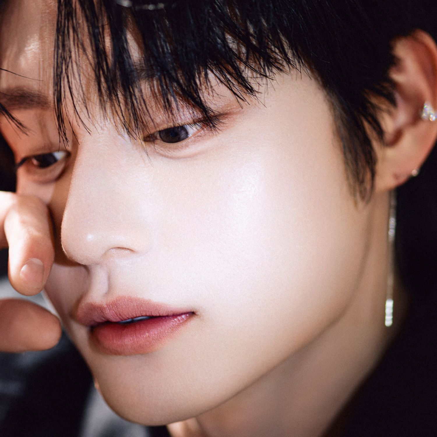 Recent activity shot of Kim Jiwoong (ZEROBASEONE)
