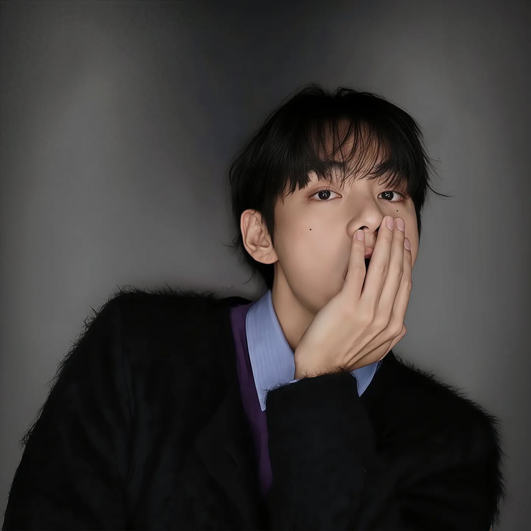 Latest photo of V (BTS)