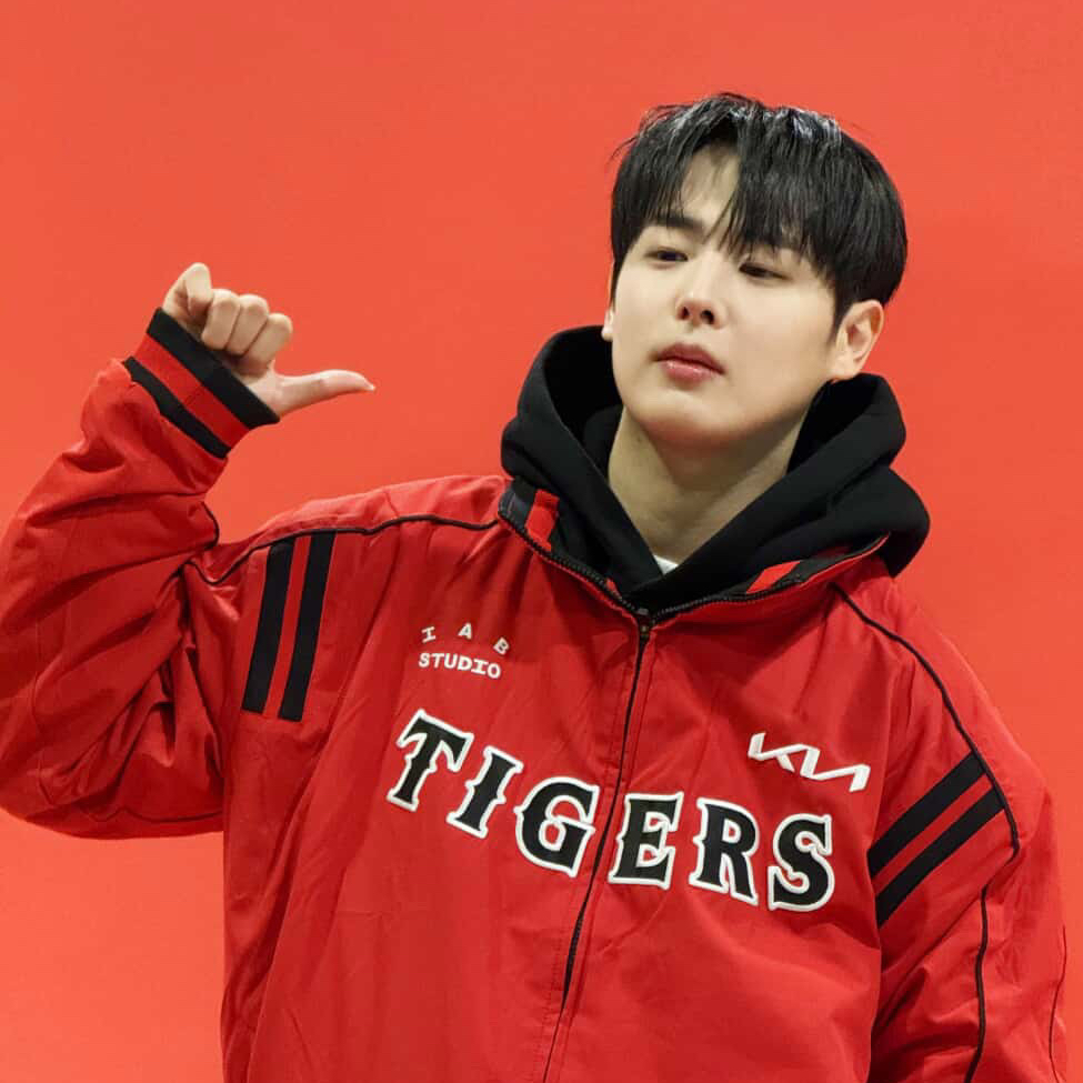 Recent activity shot of Choi Byungchan