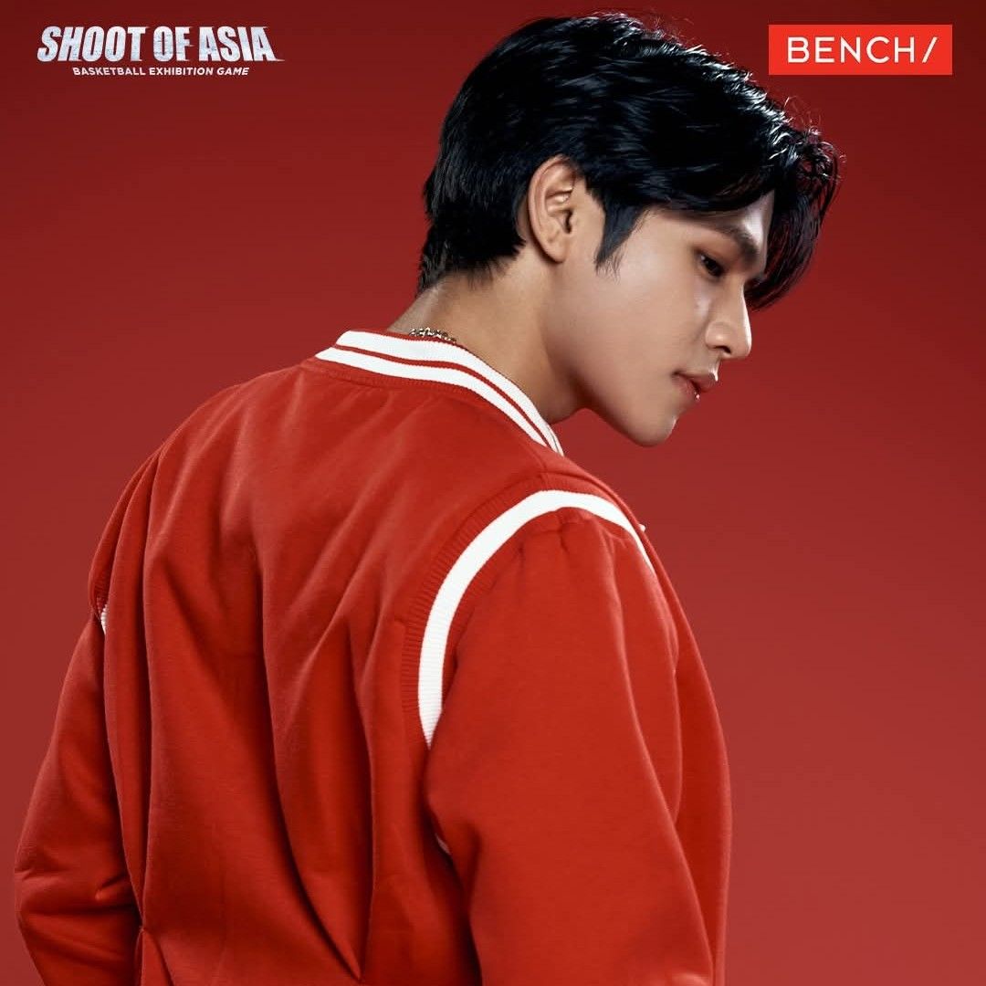 Foto terbaru Kim (HORI7ON)