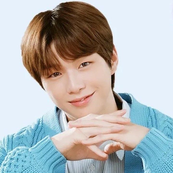 강다니엘 최근 활동샷