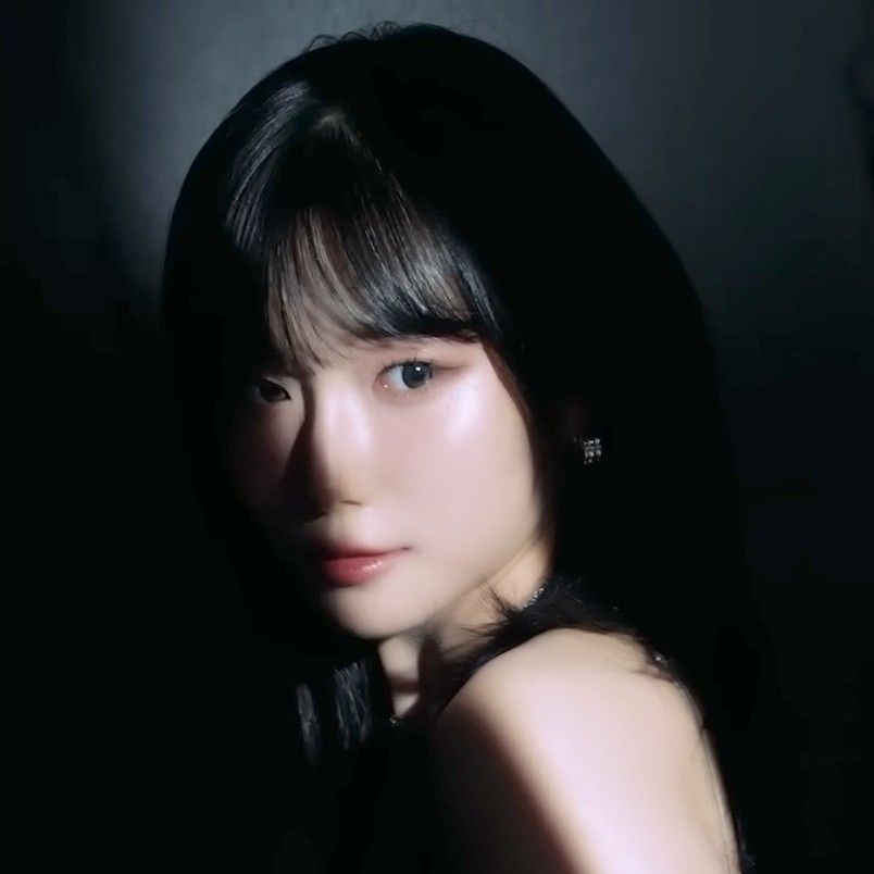 Behind-the-scenes cut of Seo Youngeun (Kep1er)