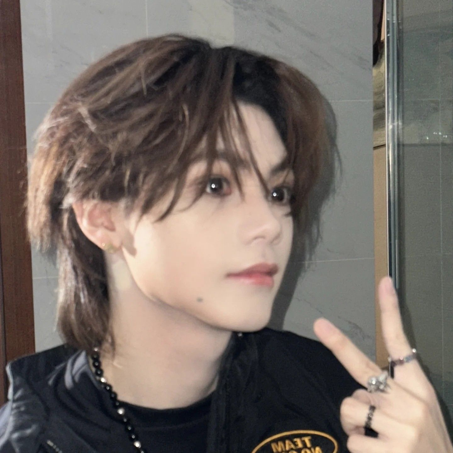 Behind-the-scenes cut of Xiong (NexT1DE)