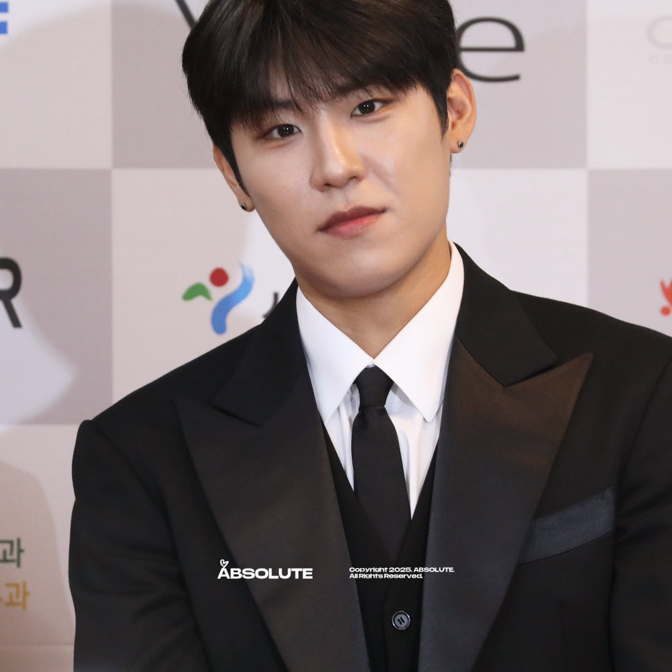 Behind-the-scenes cut of Park Woojin (AB6IX)