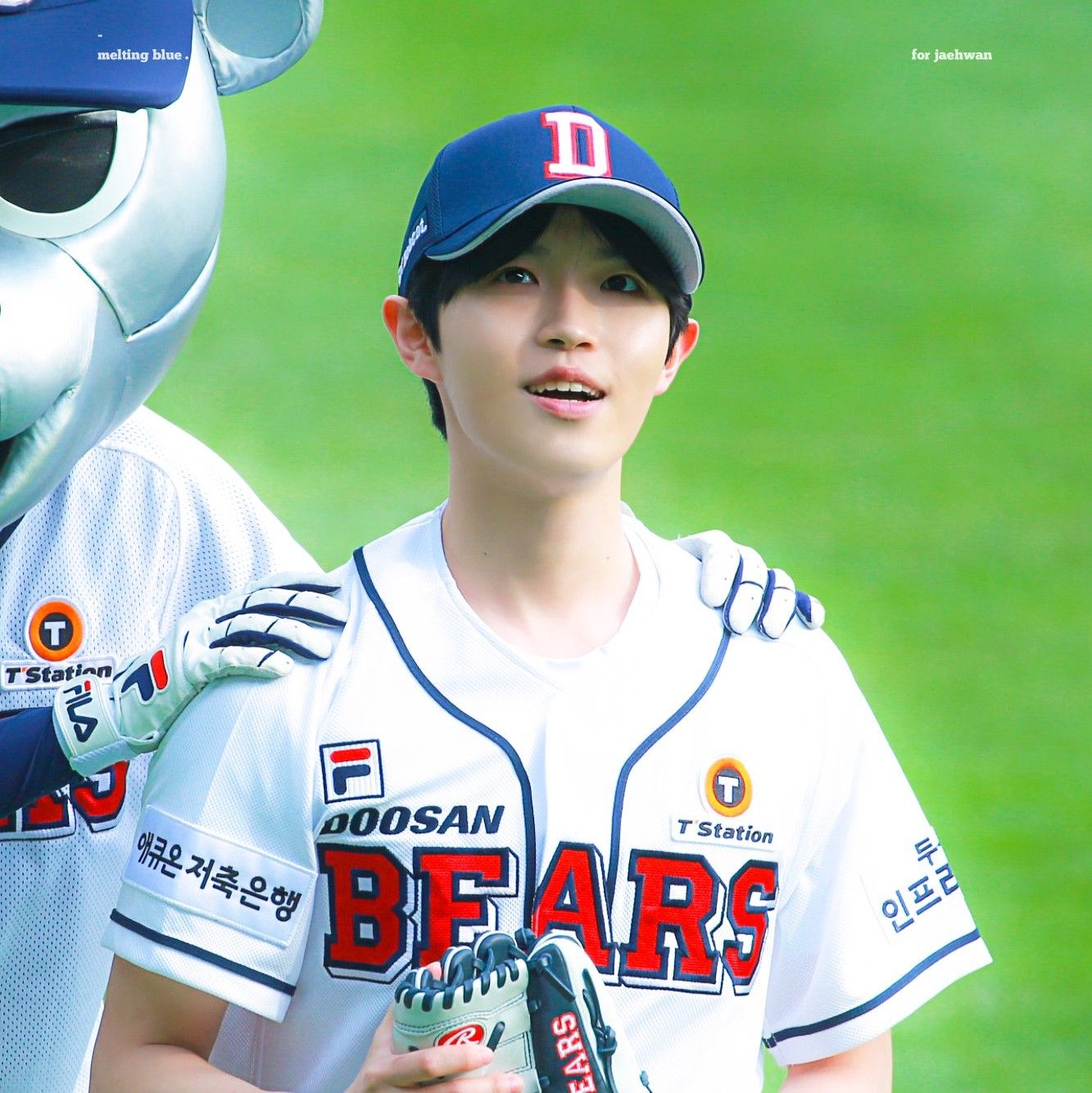 Behind-the-scenes cut of Kim Jaehwan