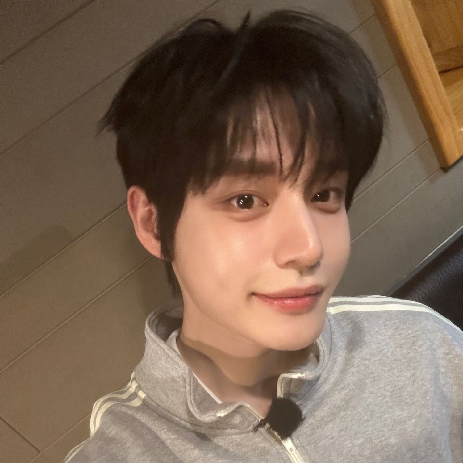 Latest photo of Kim Jiwoong (ZEROBASEONE)