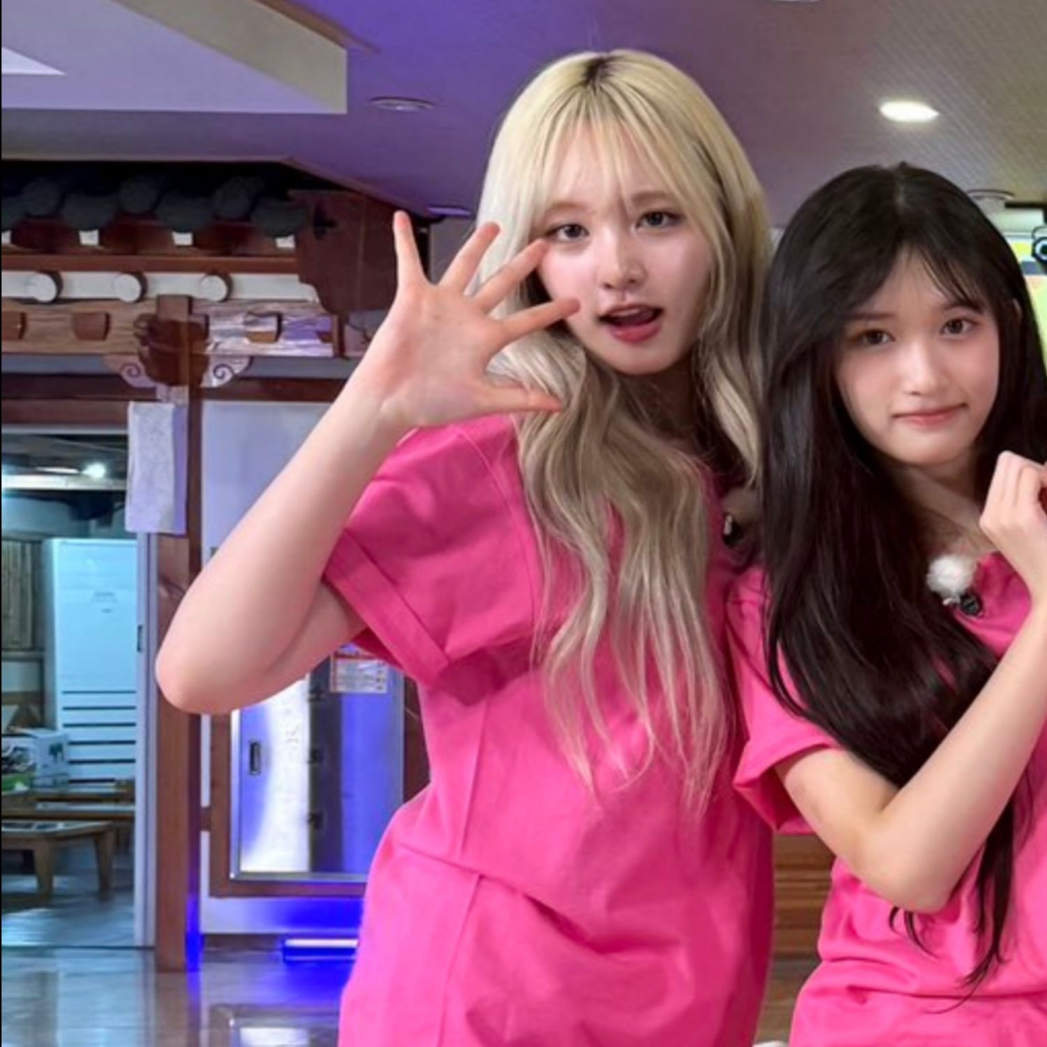 Behind-the-scenes cut of IVE