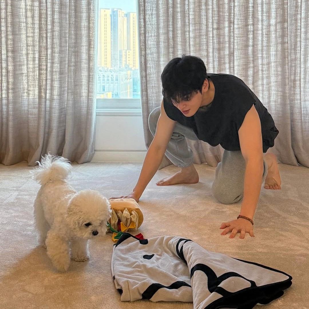 A moment captured by Eunwoo (ASTRO)'s fan